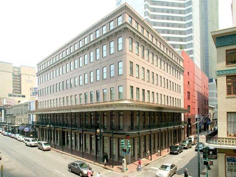 Готель Courtyard By Marriott New Orleans Downtown Near The French Quarter Екстер'єр фото