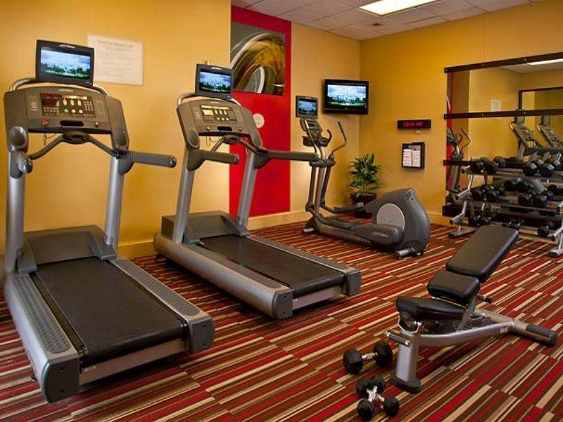 Готель Courtyard By Marriott New Orleans Downtown Near The French Quarter Екстер'єр фото