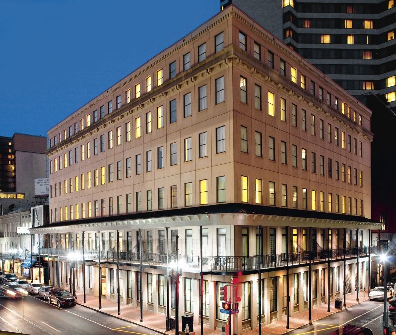 Готель Courtyard By Marriott New Orleans Downtown Near The French Quarter Екстер'єр фото